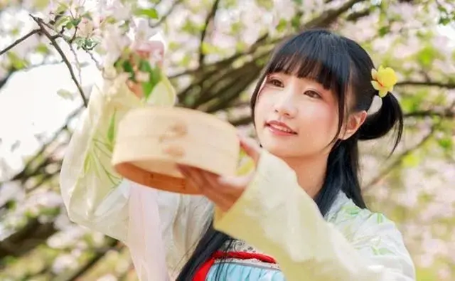 最喜欢射手座的星座男（12星座谁最迷恋射手座）