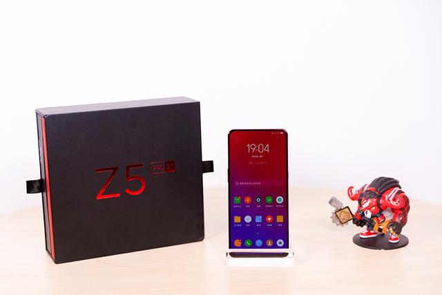 联想z5pro855版上手体验（时尚兼具实用的骁龙855手机）(1)