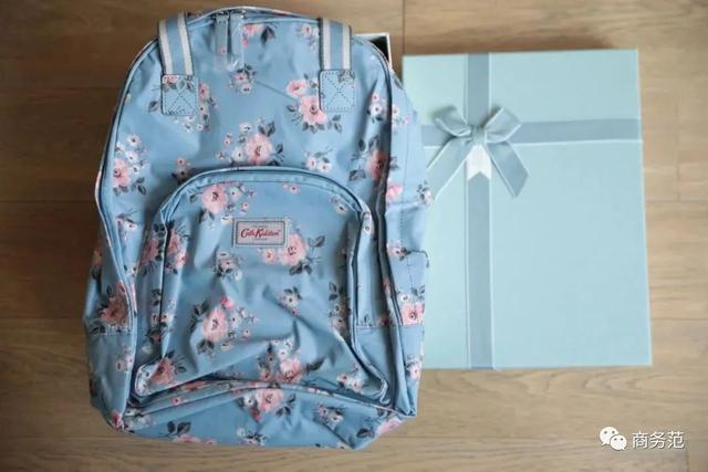 给新生宝宝买什么礼物好（新生宝宝礼物清单）(91)