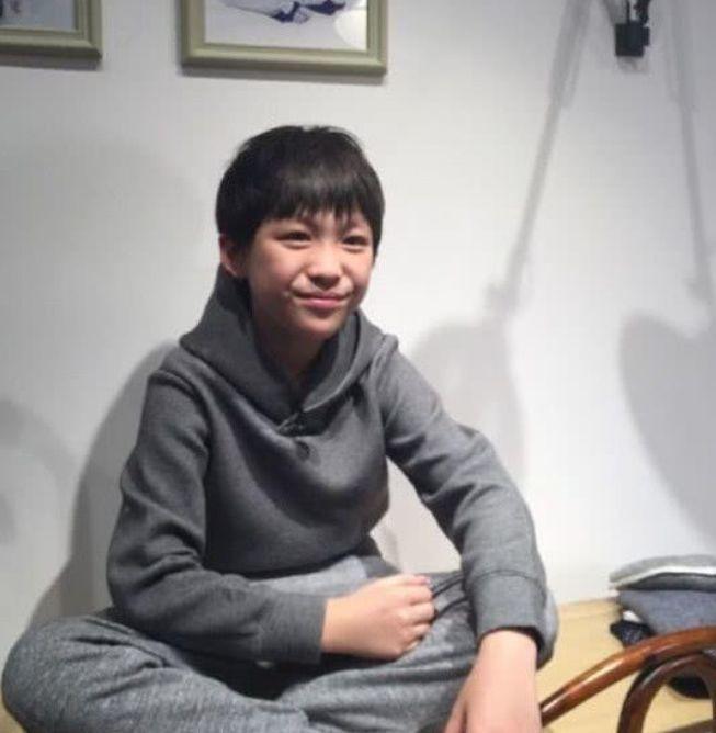 曾是文章的“儿子”,3岁就出道,如今13岁拿飞机驾照令人称赞