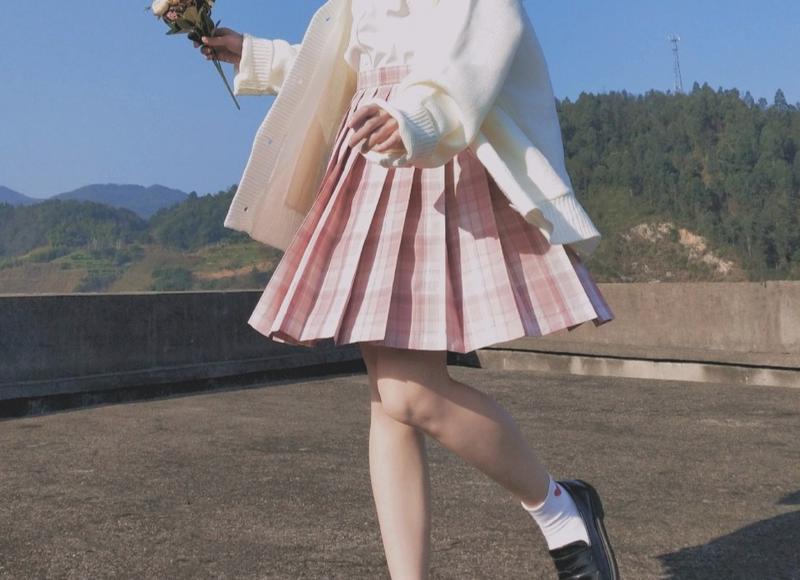 海绵宝宝里的人物（海绵宝宝人物年龄大公开）