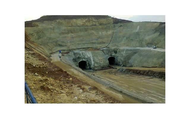 怎样让她下面舒服到流水