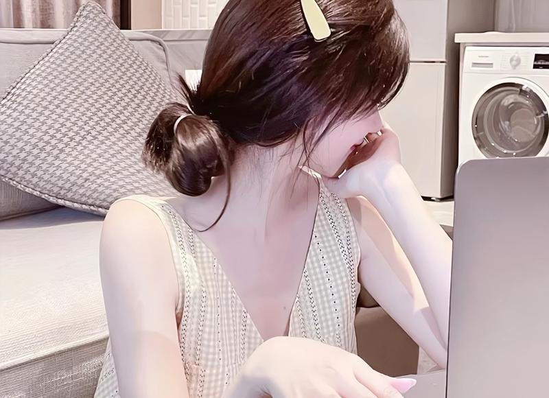 迪丽热巴怀孕事件是真的吗还是假的？