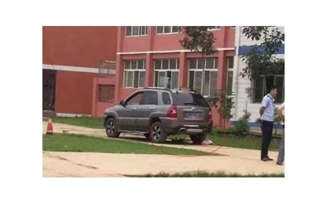 极道女天师 极道女天师