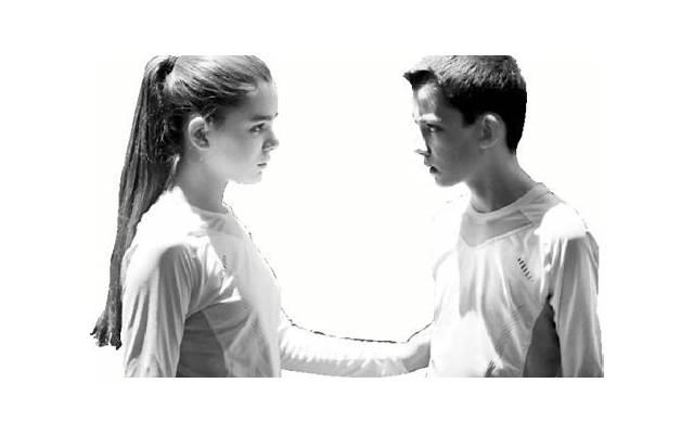 李冰冰整容后变美还是变丑?介绍整容前后照片对比 李冰冰整容后变美还是变丑?介绍整容前后照片对比