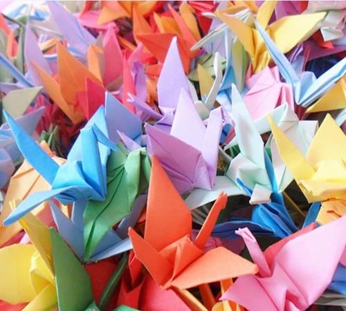 送女朋友千纸鹤什么颜色好