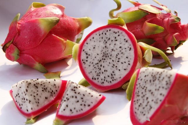 火龙果的作用与功效，火龙果的功效与作用及禁忌 