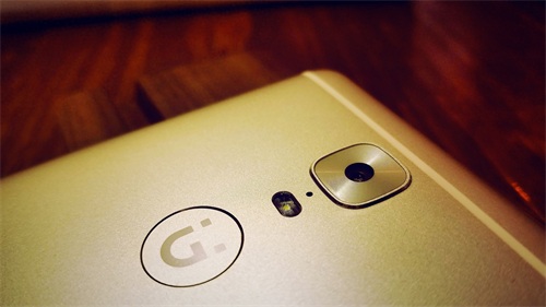 金立M6手机图赏