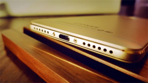 金立M6手机图赏