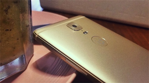 金立M6手机图赏